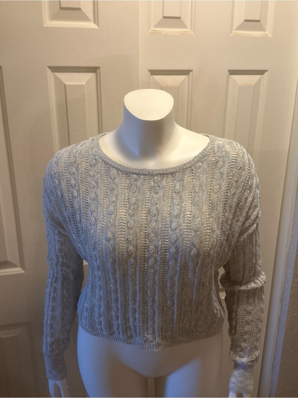 NATURAL LIFE Light Gray Cable Knit Crew Sweater